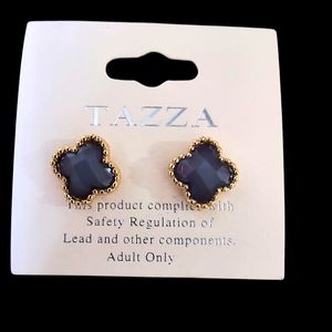 Tazza Classic Design Gold Tone Clover Post Earrings